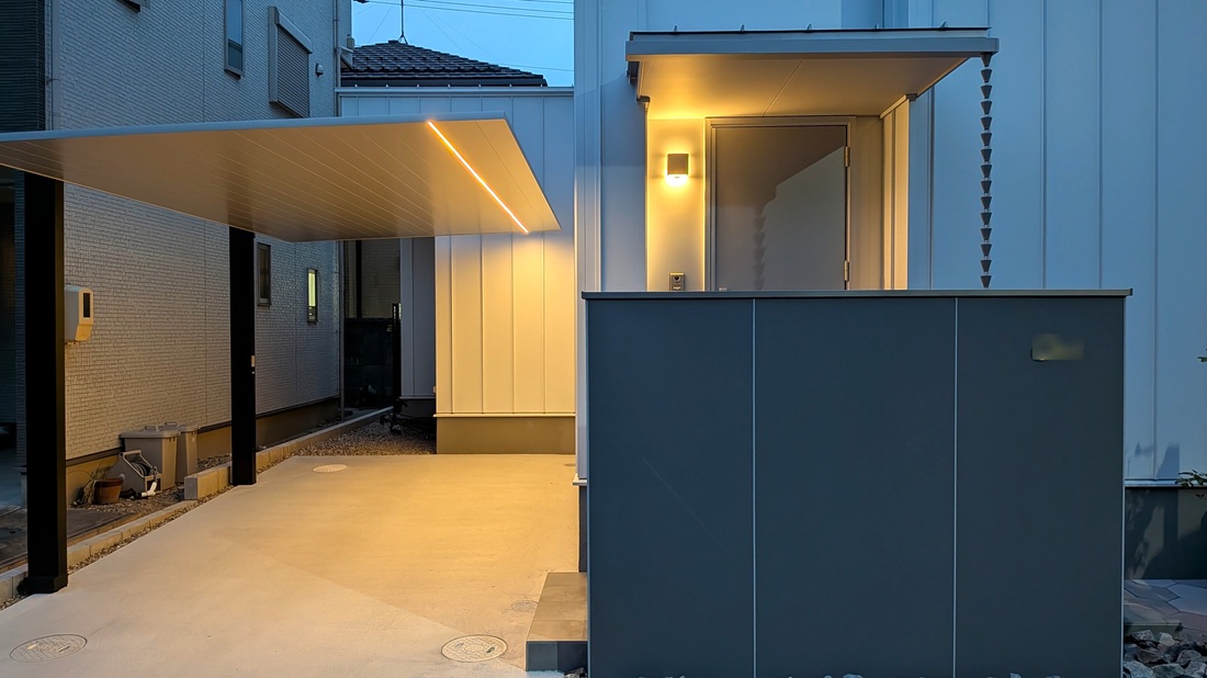 タカショーの建材ボードを使った外構事例紹介 ステキなデザイン外構にするコツ アイキャッチ画像