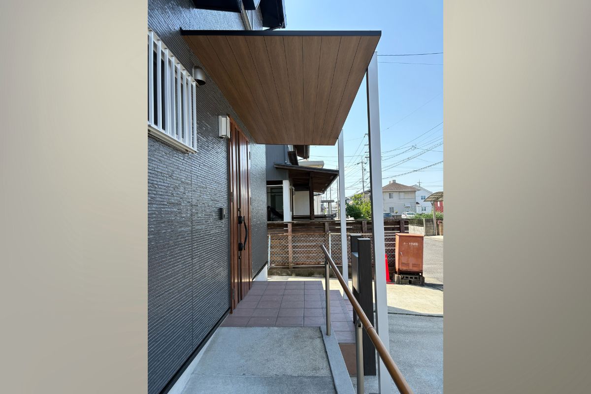あると便利なテラス屋根　梅雨前に考えたい快適な暮らしづくり 画像