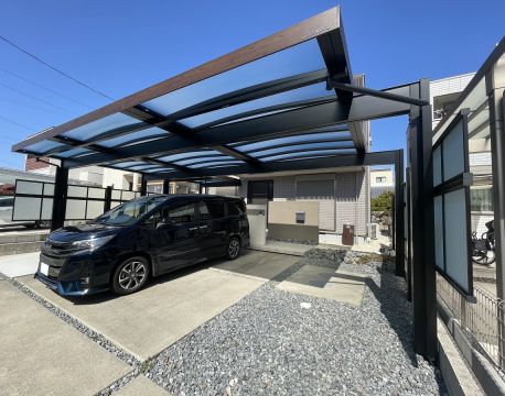 住空間をランクアップするお洒落な大型カーポート！ アイキャッチ画像
